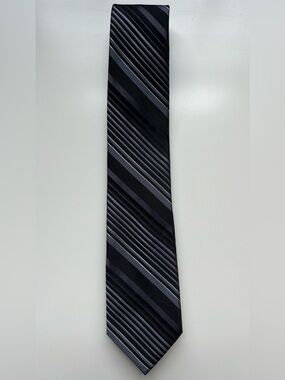 Van Heusen studio striped silk tie, black & grey